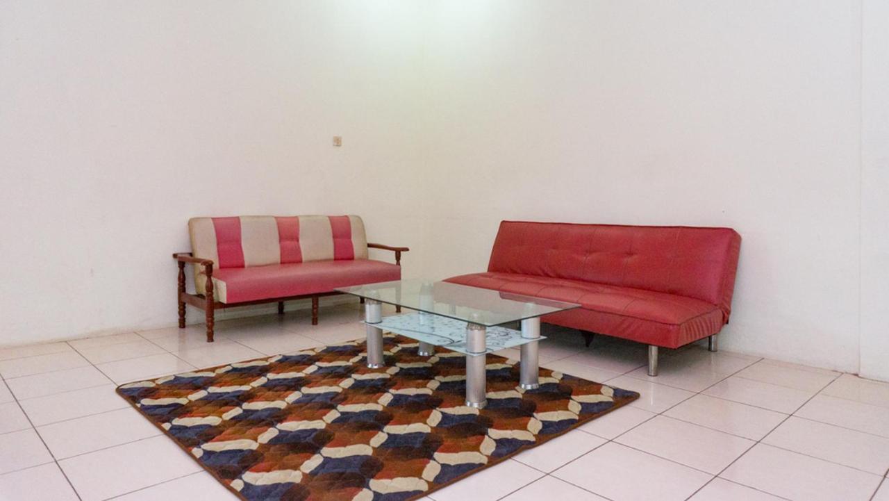 Hotel Reddoorz Near Sentani Airport Jayapura Exteriér fotografie