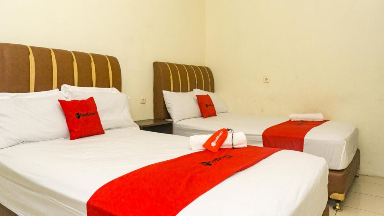 Hotel Reddoorz Near Sentani Airport Jayapura Exteriér fotografie