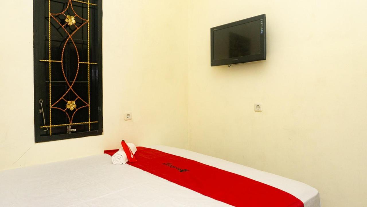 Hotel Reddoorz Near Sentani Airport Jayapura Exteriér fotografie