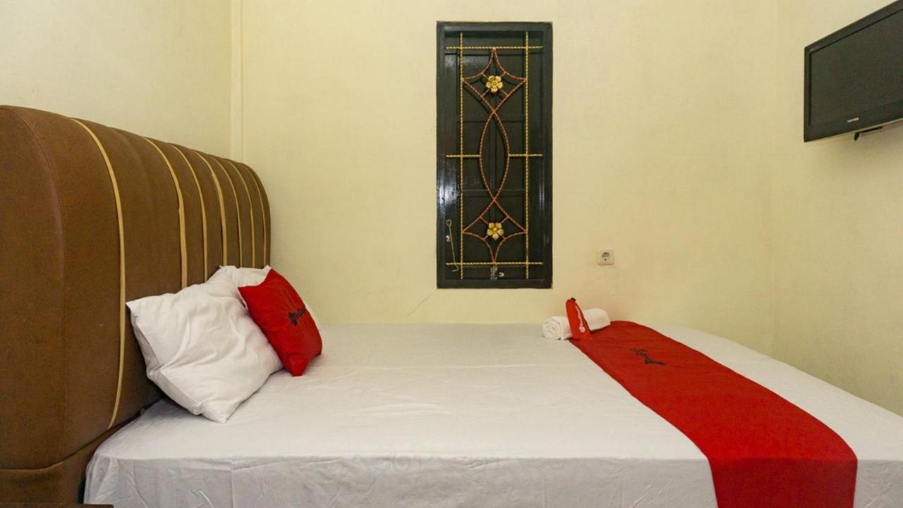 Hotel Reddoorz Near Sentani Airport Jayapura Exteriér fotografie