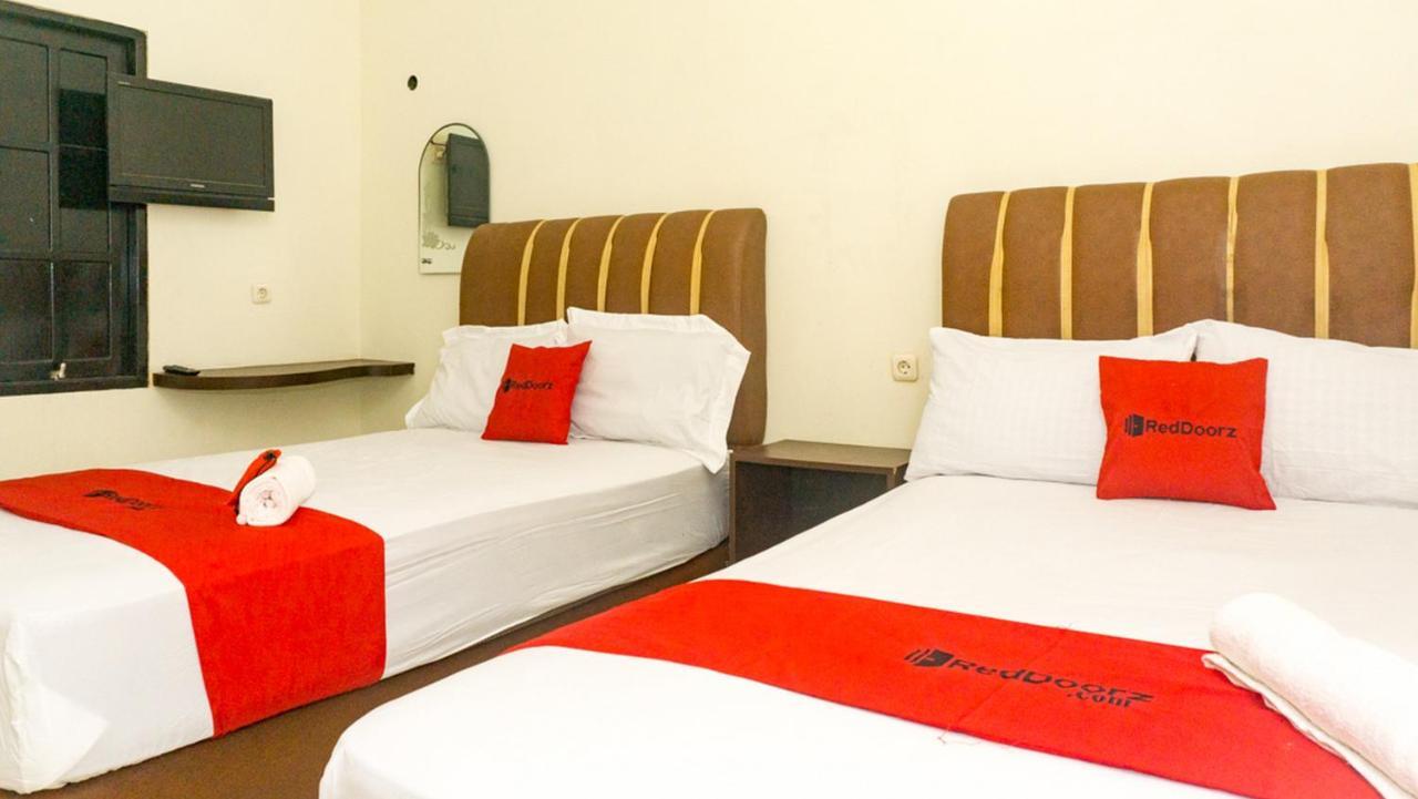 Hotel Reddoorz Near Sentani Airport Jayapura Exteriér fotografie