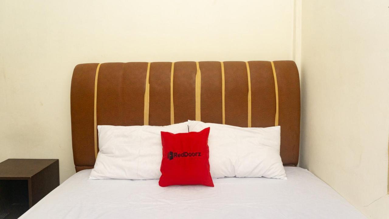 Hotel Reddoorz Near Sentani Airport Jayapura Exteriér fotografie